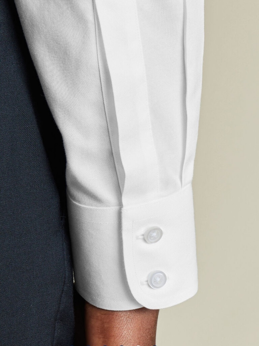 Charles Tyrwhitt Mens 16/34in White Non Iron classic Fit Button-Down Dress Shirt - Picture 8 of 9
